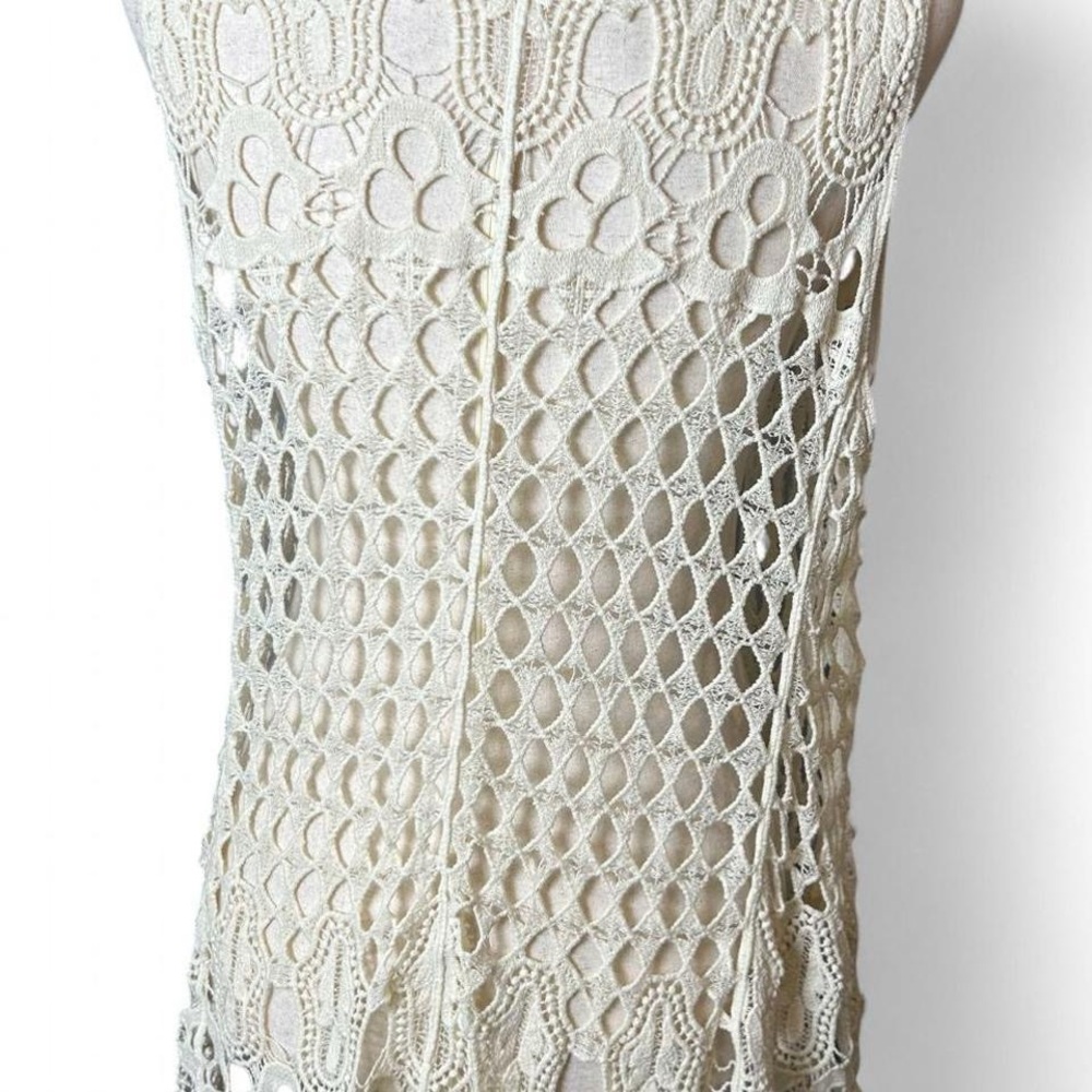 Crochet Open-Front Sleeveless Vest - Picture 3 of 7